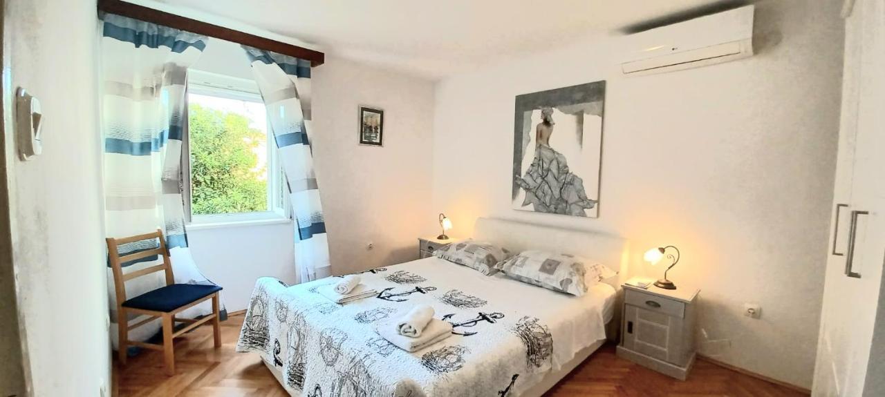 Apartman Perina Трогир Экстерьер фото