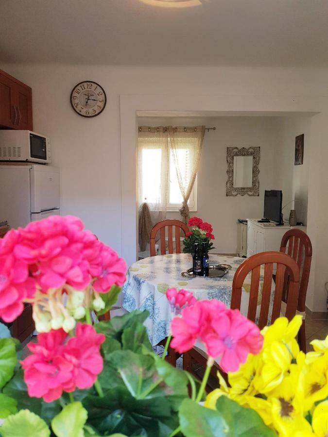 Apartman Perina Трогир Экстерьер фото